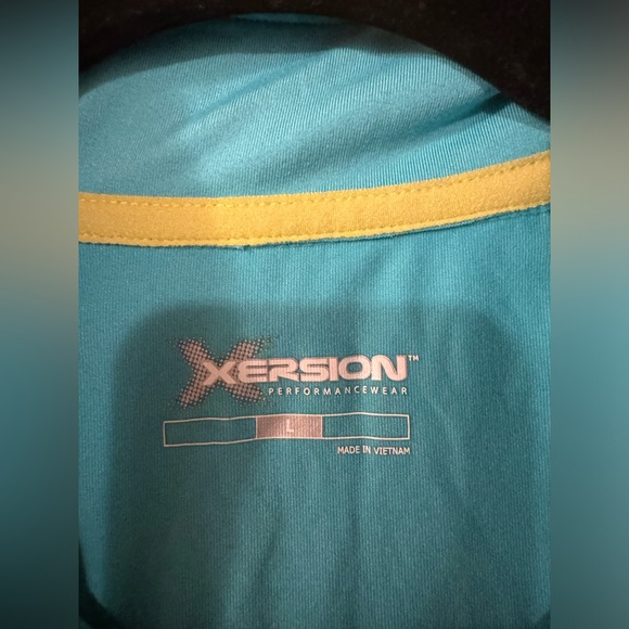 Lightweight quarter zip, pull over, light blue. - Picture 3 of 4